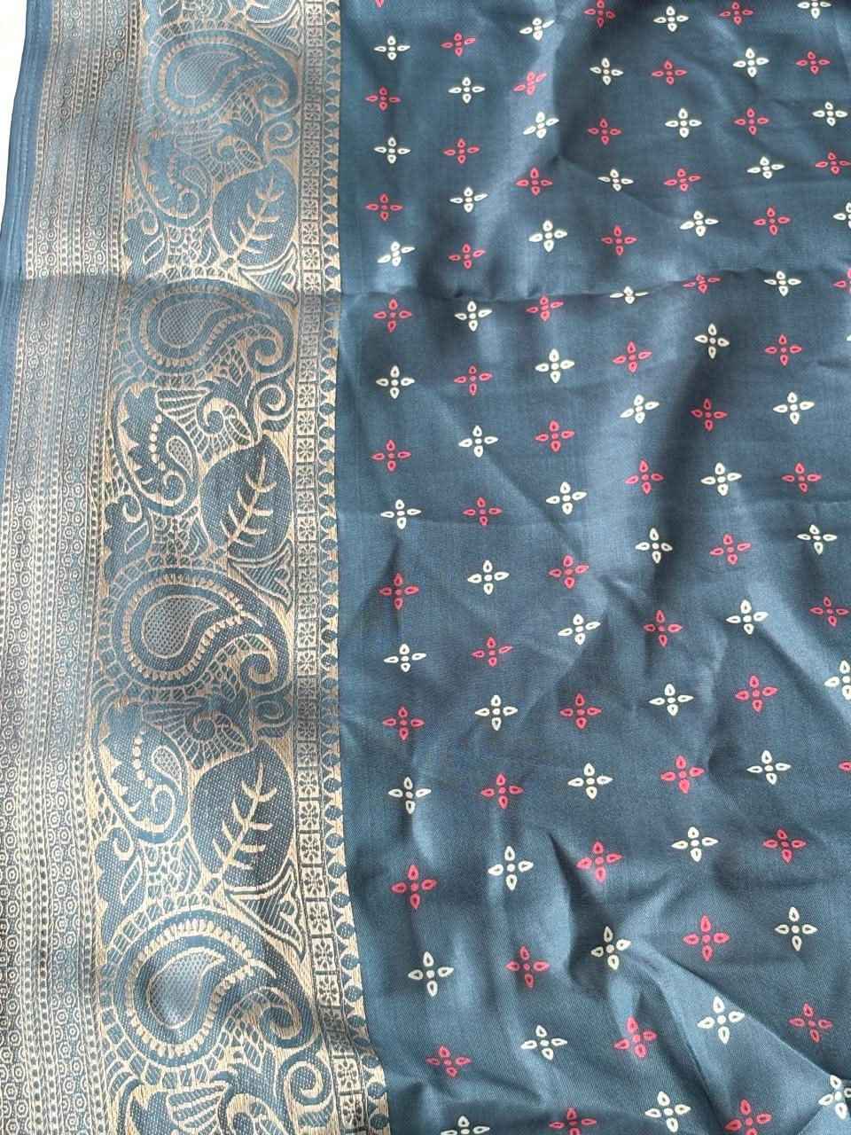 Premium Crepe Saree with Traditional Temple Border and Peacock Pallu - Saree Fusion