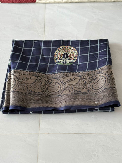 Premium Crepe Saree with Traditional Temple Border & Peacock Pallu