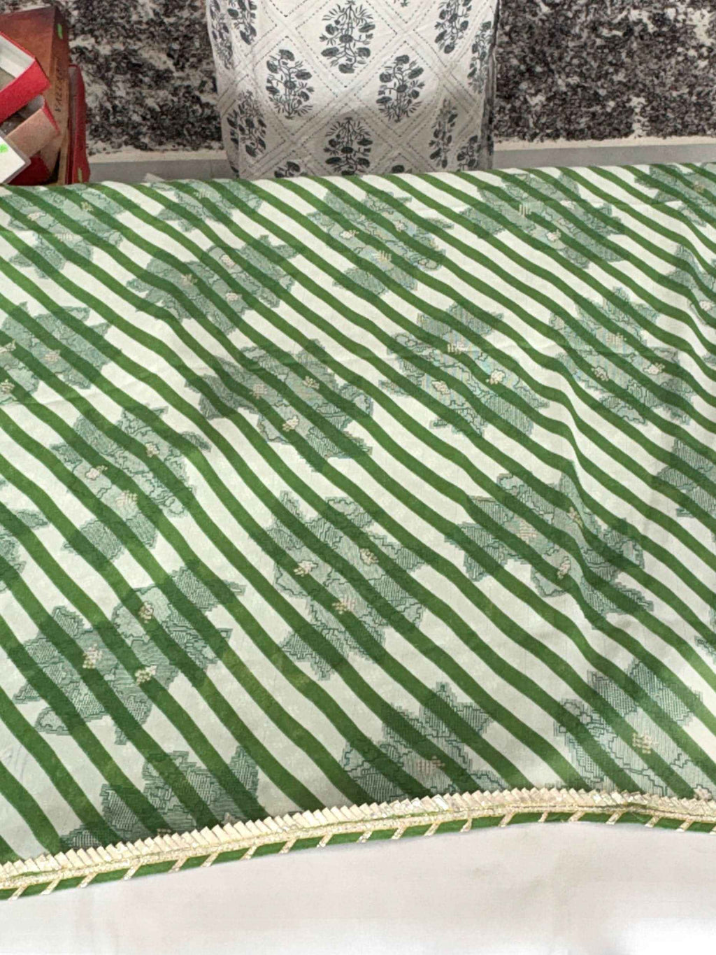 Elevate Your Elegance with Our Elegant Gotta Patti Leheriya Saree - Saree Fusion