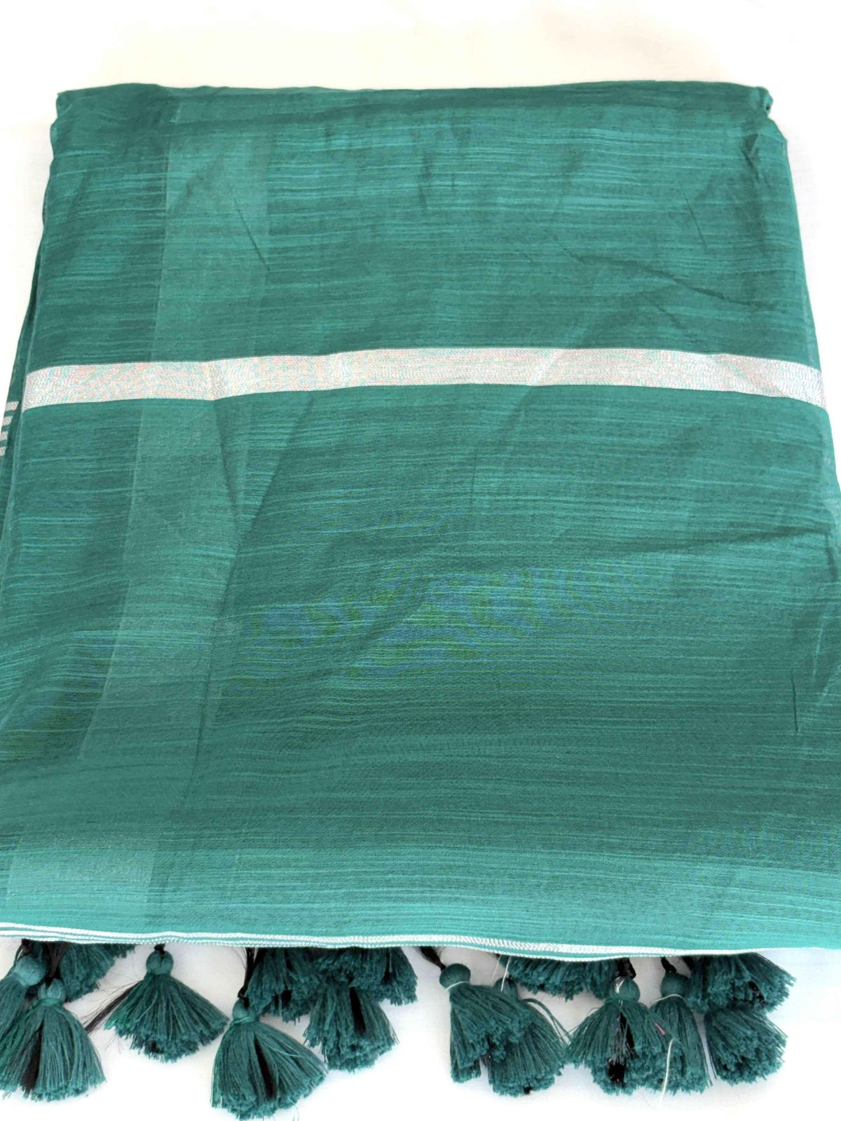 Elevate Your Wardrobe with Our Cotton Silver Jari Saree - Saree Fusion