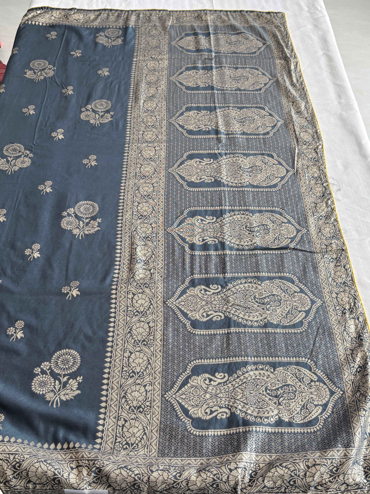 Exquisite Banarasi Silk Saree – Elevate Your Elegance - Saree Fusion