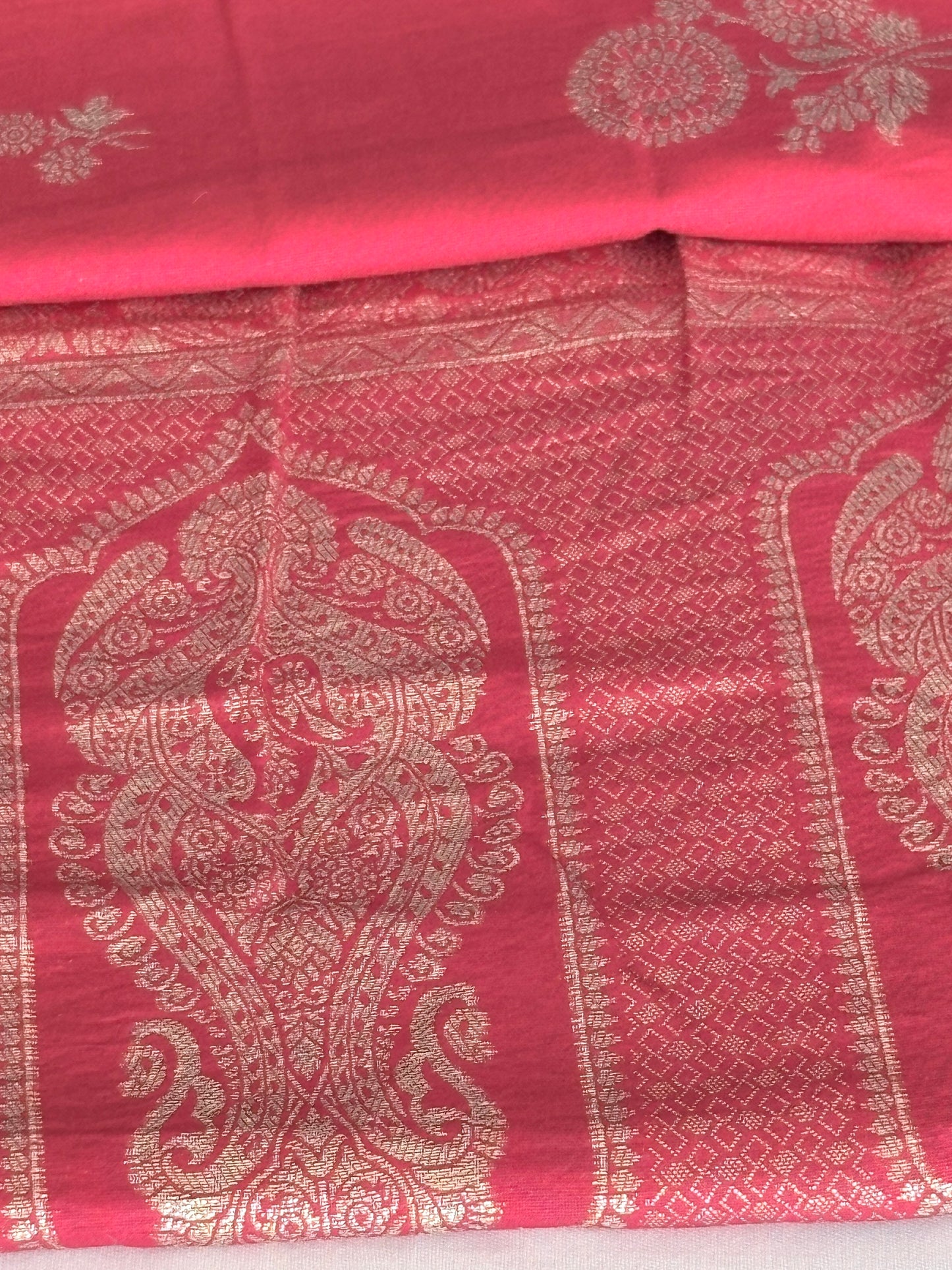 Traditional Banarasi Silk Saree with Zari Butti and Woven Border