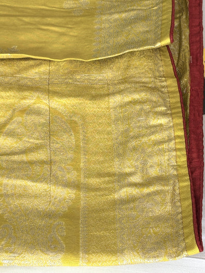 Traditional Banarasi Silk Saree with Zari Butti and Woven Border