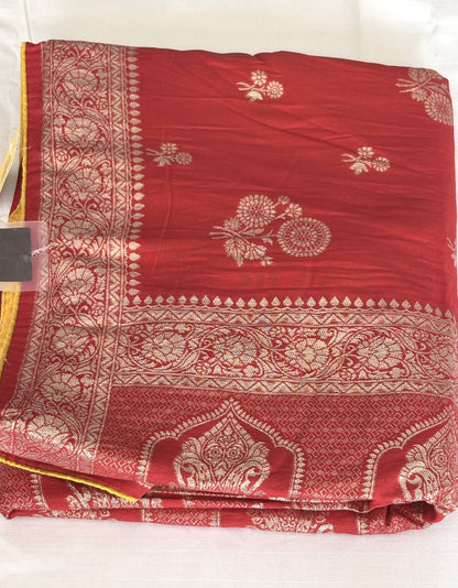 Traditional Banarasi Silk Saree with Zari Butti and Woven Border