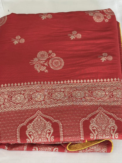 Traditional Banarasi Silk Saree with Zari Butti and Woven Border