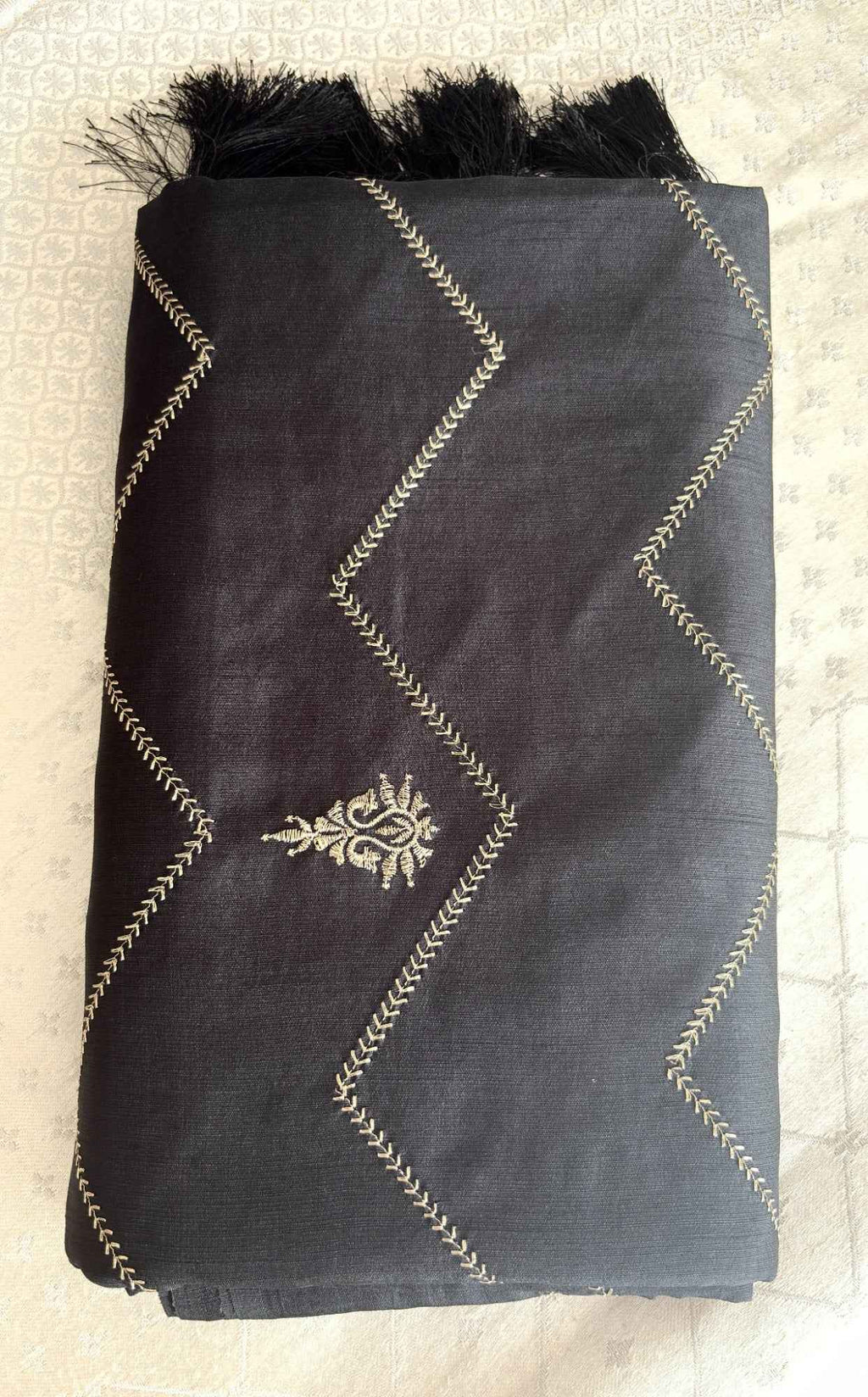Transform Your Style with Our Elegant Silk Blend Saree - Saree Fusion