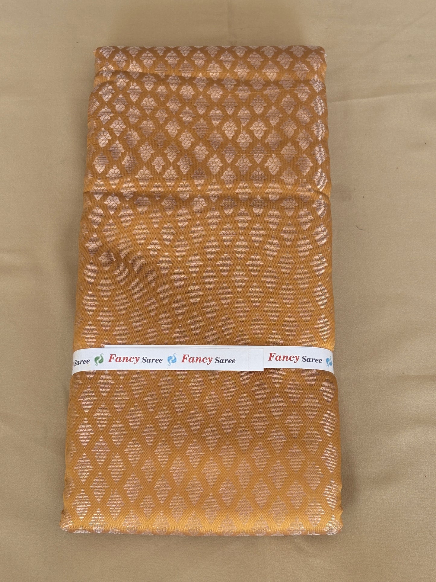 Premium Soft Jacquard Weave Saree with Designer Contrast Pallu