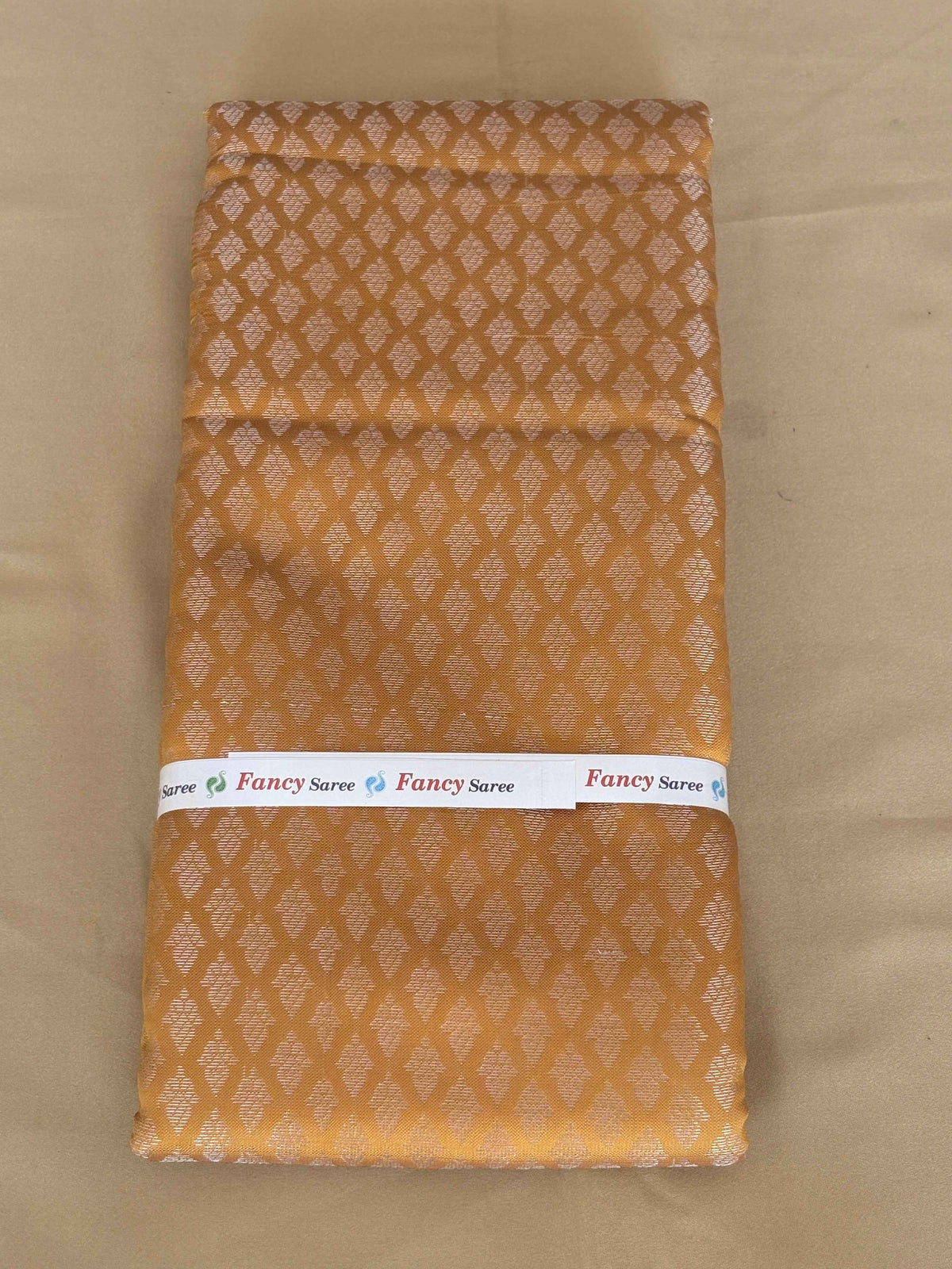 Elegant Soft Jacquard Saree with Designer Contrast Pallu for Timeless Style - Saree Fusion