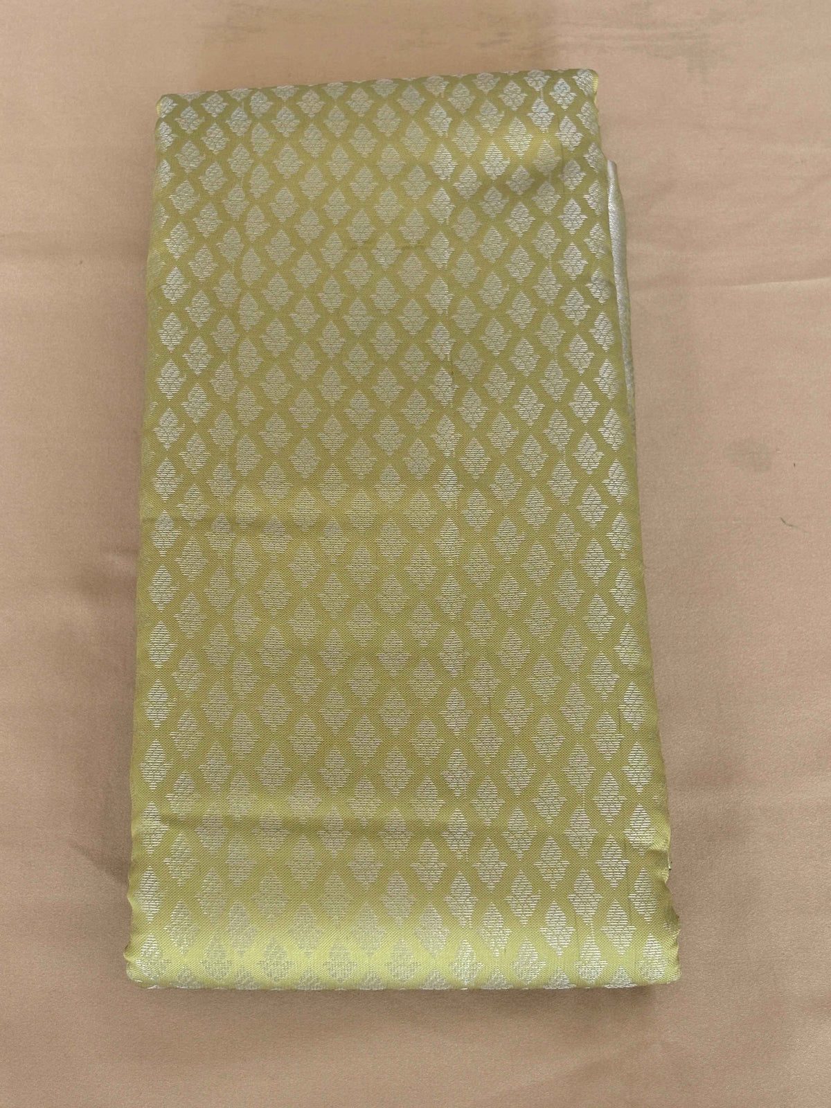 Elegant Soft Jacquard Saree with Designer Contrast Pallu for Timeless Style - Saree Fusion