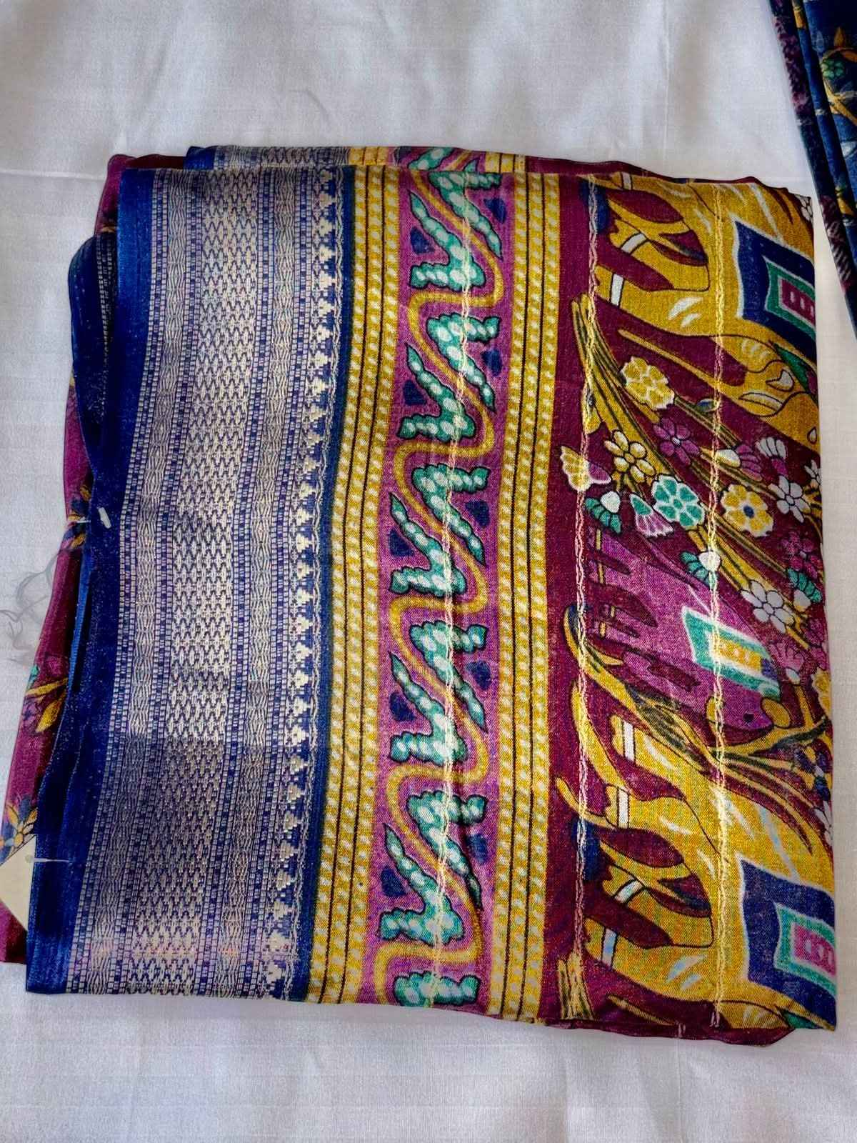 Exquisite Floral Georgette Silk Saree for Effortless Elegance - Saree Fusion
