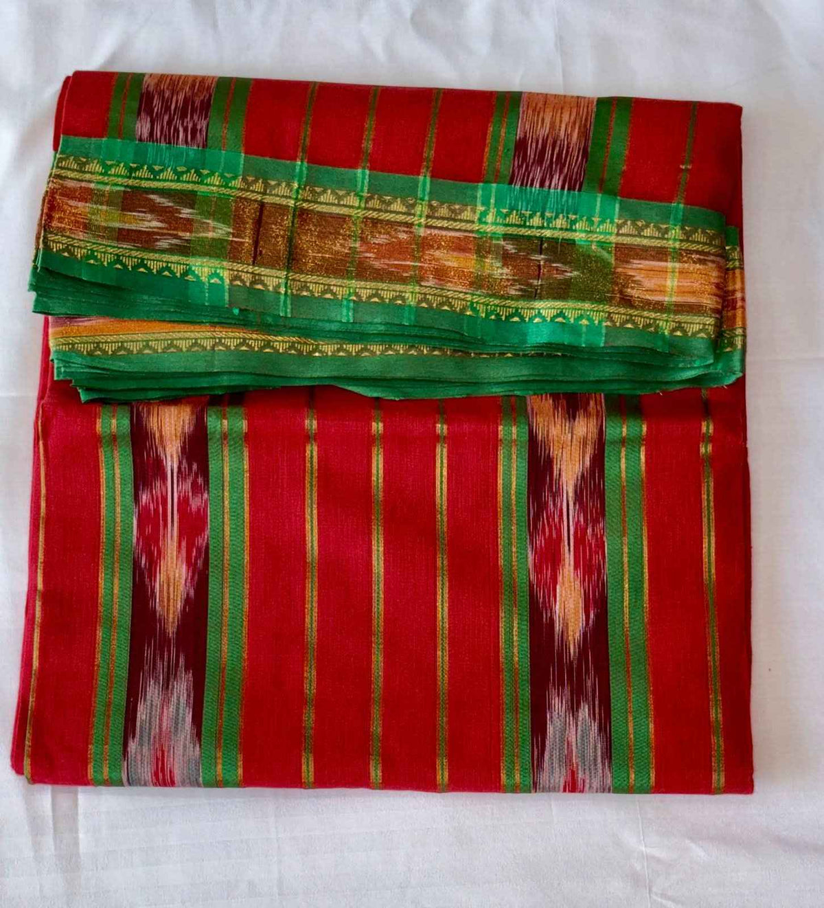 Elegant Cotton Silk Sarees: Pochampally Ikat Style for Every Occasion - Saree Fusion