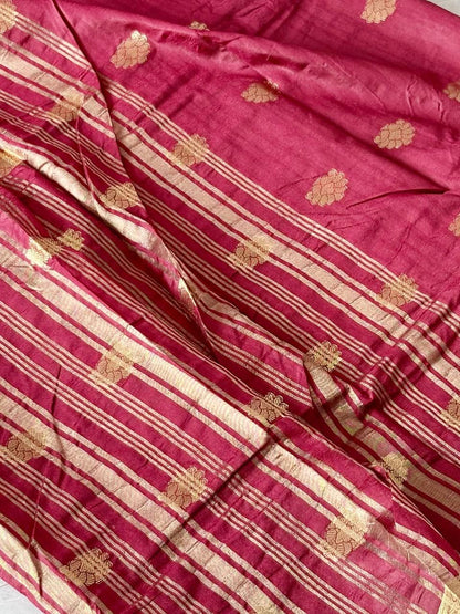 Exquisite Handloom Silk Saree with Rich Golden Zari Pallu