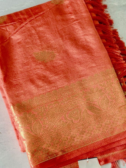 Exquisite Handloom Silk Saree with Rich Golden Zari Pallu